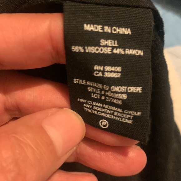 Theory Antazie E2 Ghost Crepe Eyelet Top, Black dise small - Picture 9 of 12